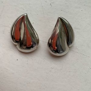 VTG 80’S Silver Water Drop Earrings